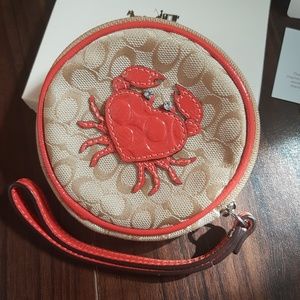 Coach Khaki Cancer Rouns Coin Holder